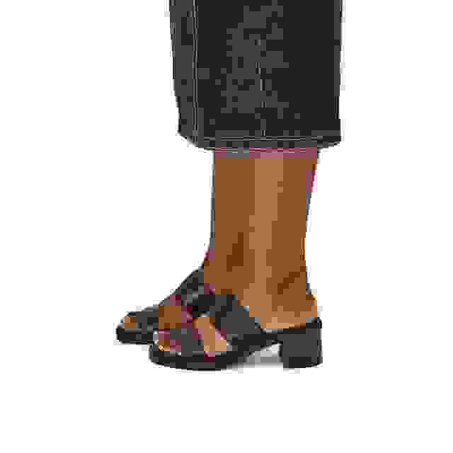 Clarks Jaylan Dusk Black Leather