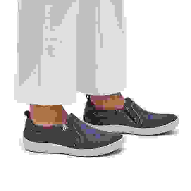 Clarks Nalle Lilac Navy Nubuck