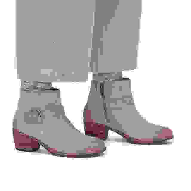 Clarks Neva Buckle Stone Suede