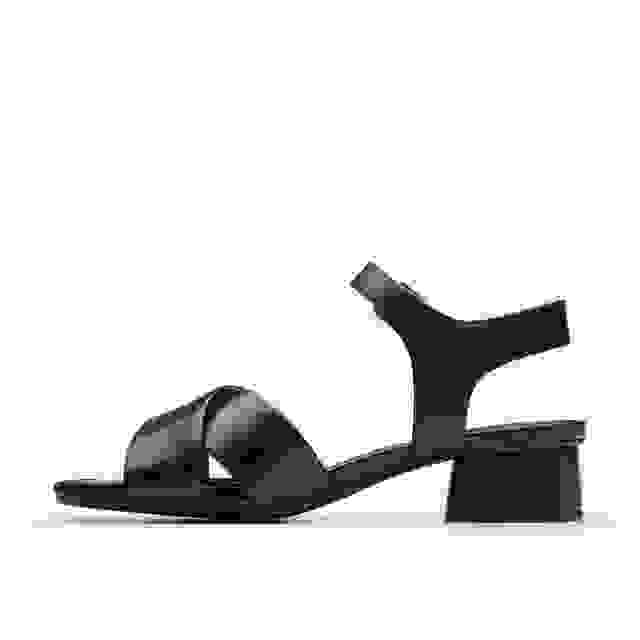 Clarks Serina 35 Cross Black