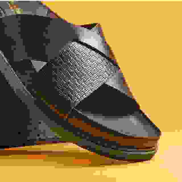 Clarks Torford Cross Brown Leather