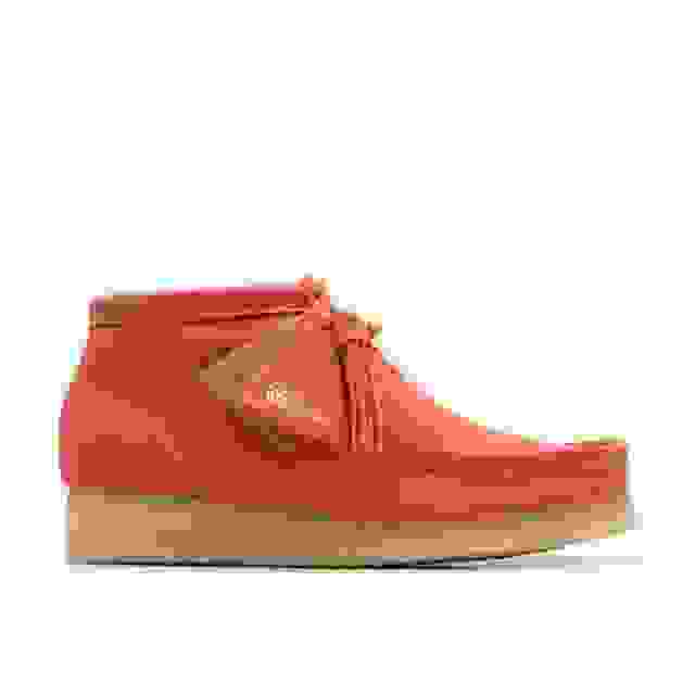 clarks Wallabee Boot Coral Suede