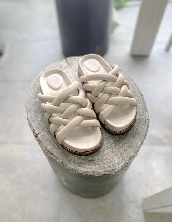 classic collection Leather slides