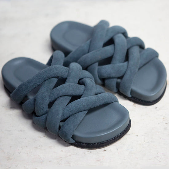classic collection Suede slides