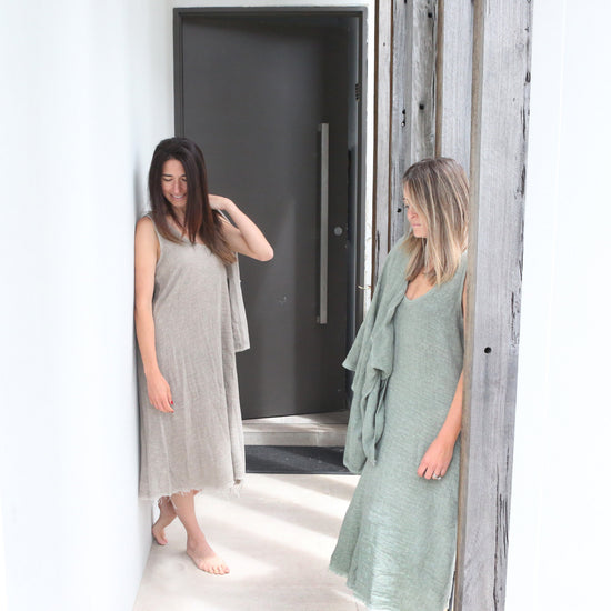 classic collection Woven linen sleeveless dress with fray hem