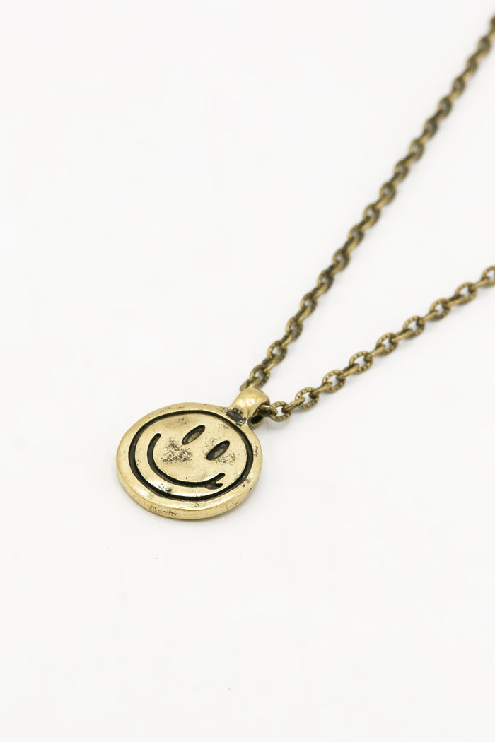Classics 77 Beach Junkie Smile Necklace