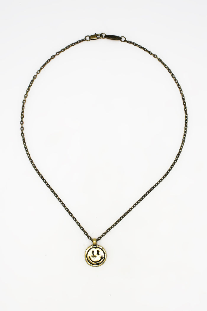 classics 77 Beach Junkie Smile Necklace