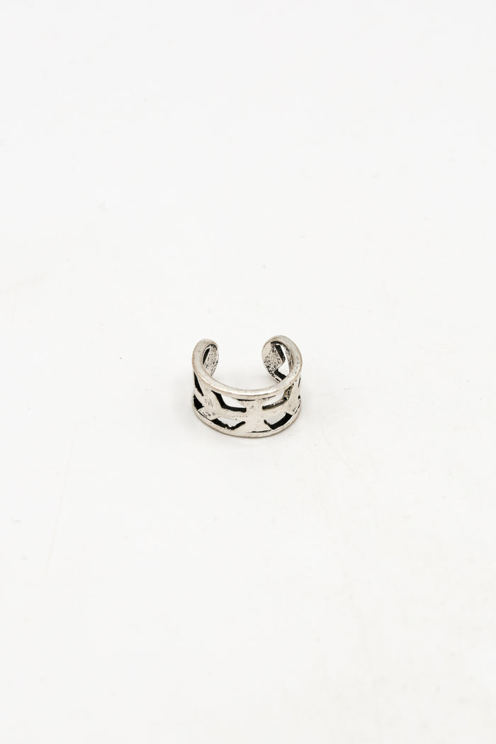 Classics 77 Cut Out Ear Cuff