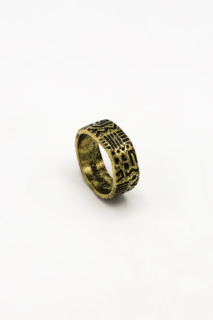 Classics 77 Doodled Band Ring