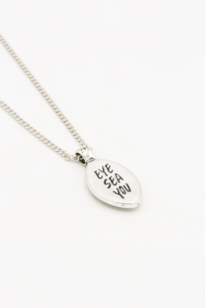 Classics 77 Off Road Traveller Oval Composite Necklace