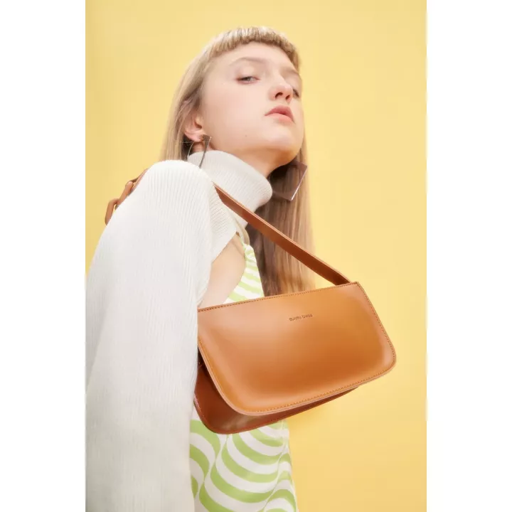 Claudia Canova Katea Corrin Chain Shoulder Bag Tan