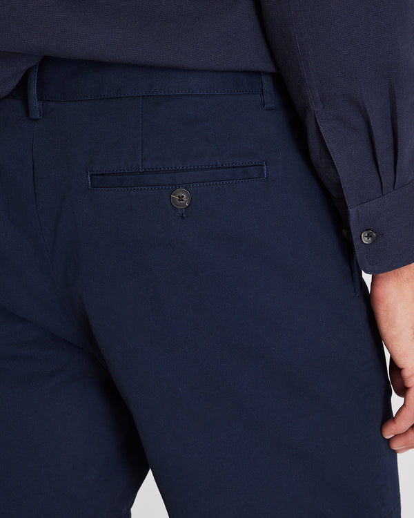 Club Monaco Baxter 7-Inch Shorts Dark Navy