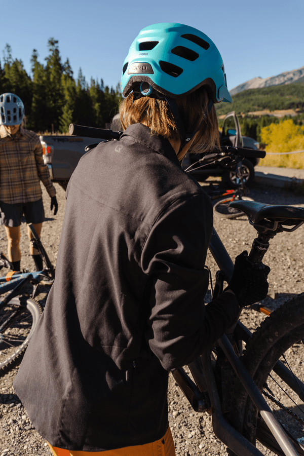 Club Ride Women's Liv'n Flannel Black