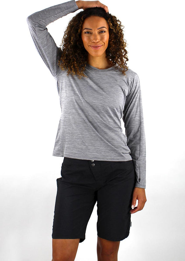 Club Ride Women's Savvy Shorts 9" Navy