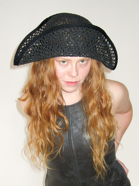 clyde Bicorn Hat in Black