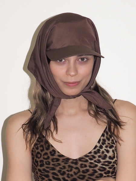 Clyde Brimmed Scarf In Brown