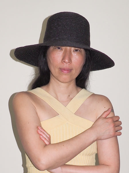 Clyde Medium Brim Flat Top Hat In Black Straw