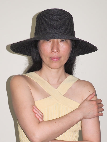 Clyde Medium Brim Flat Top Hat In Black Straw