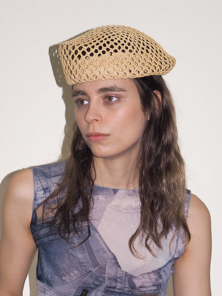 Clyde Net Beret In Amber Toyo