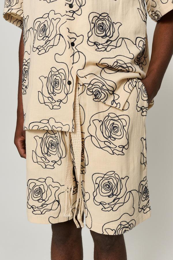 Cmmn Swdn Enzo Embroidered Shorts Ecru