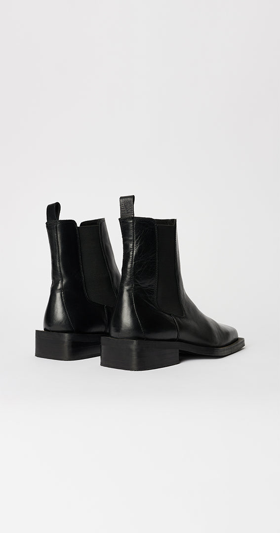 Cmmn Swdn Rick Leather Boots Black