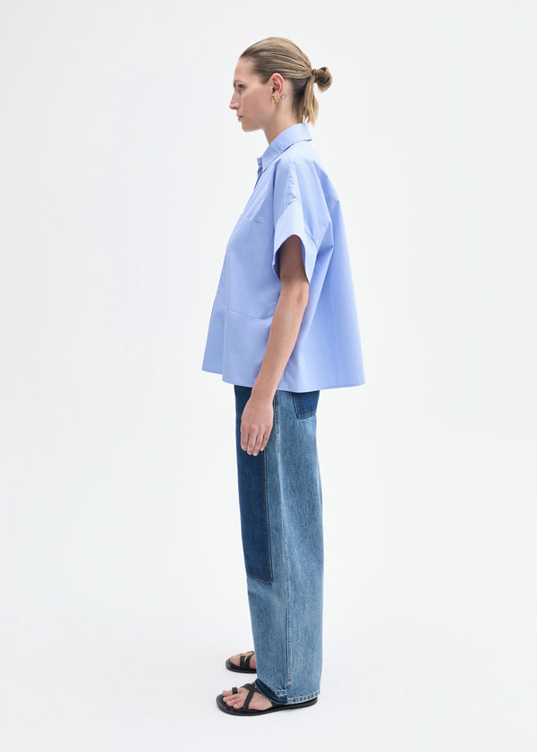 Co Boxy Short Sleeve Shirt In Cotton Poplin Blue