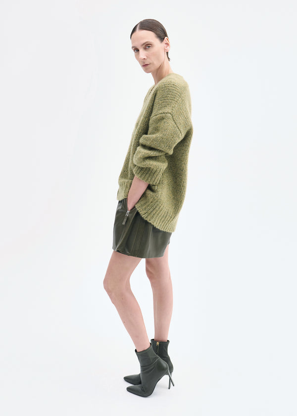 Co Boyfriend Cardigan In Cashmere Mossy