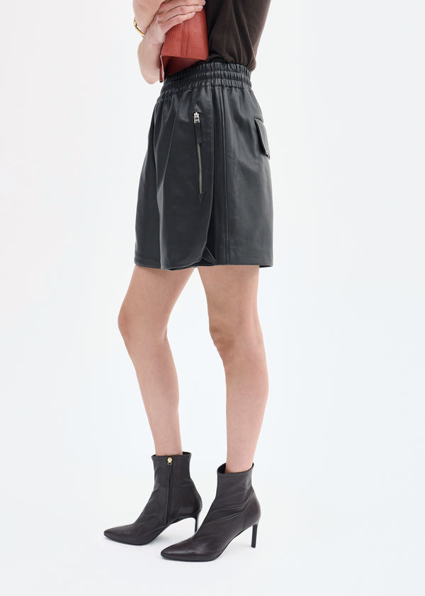 Co Combat Short In Leather Chocolate