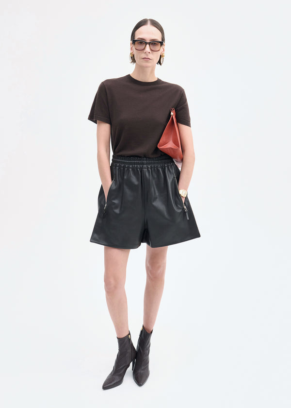 co Combat Short in Leather Chocolate