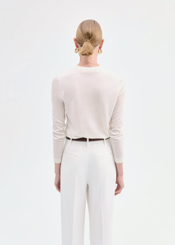 Co Long Sleeve Crew In Fine Cashmere Ivory