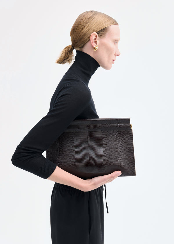 Co Slim Turtleneck In Fine Cashmere Black