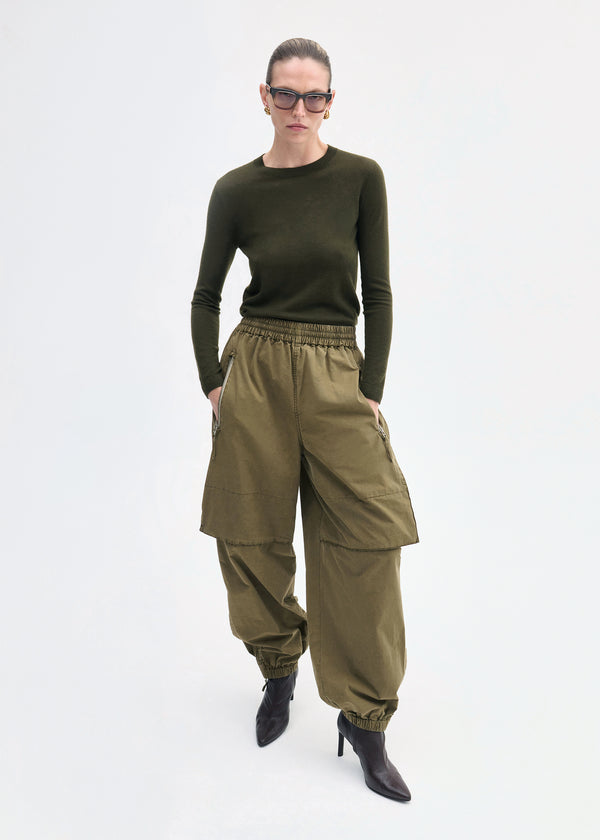 co Utility Pant in Cotton Twill Olive