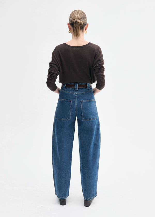 Co V-Neck Sweater In Fine Cashmere Chocolate