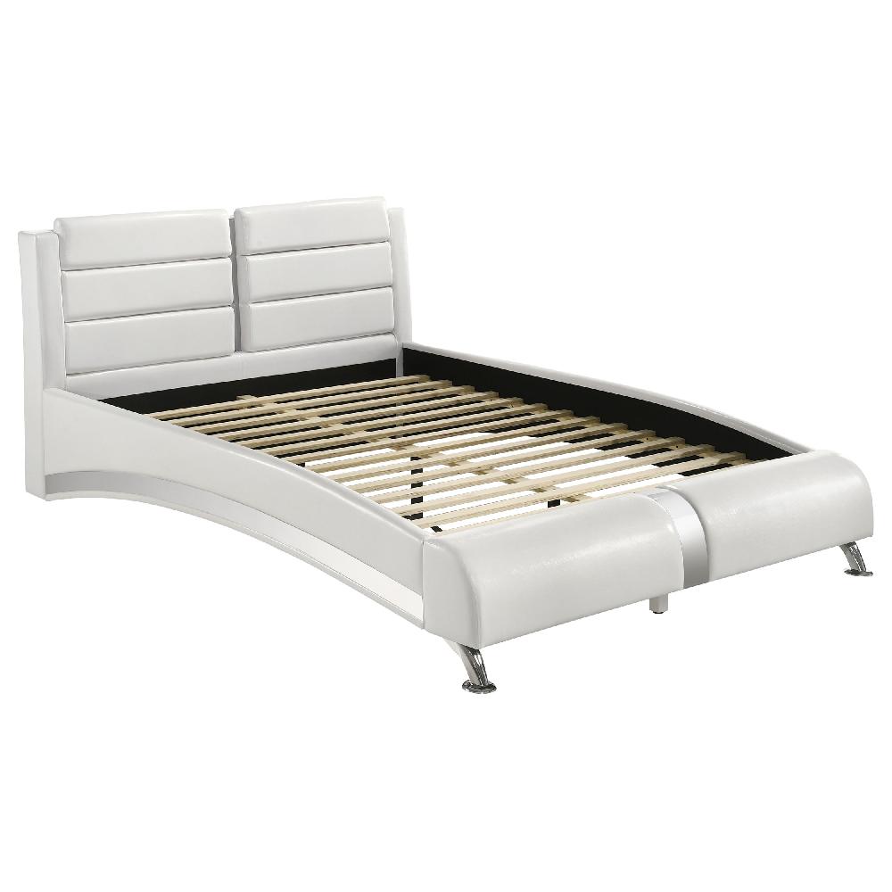 coaster Jeremaine Upholstered Queen Sleigh Bed White