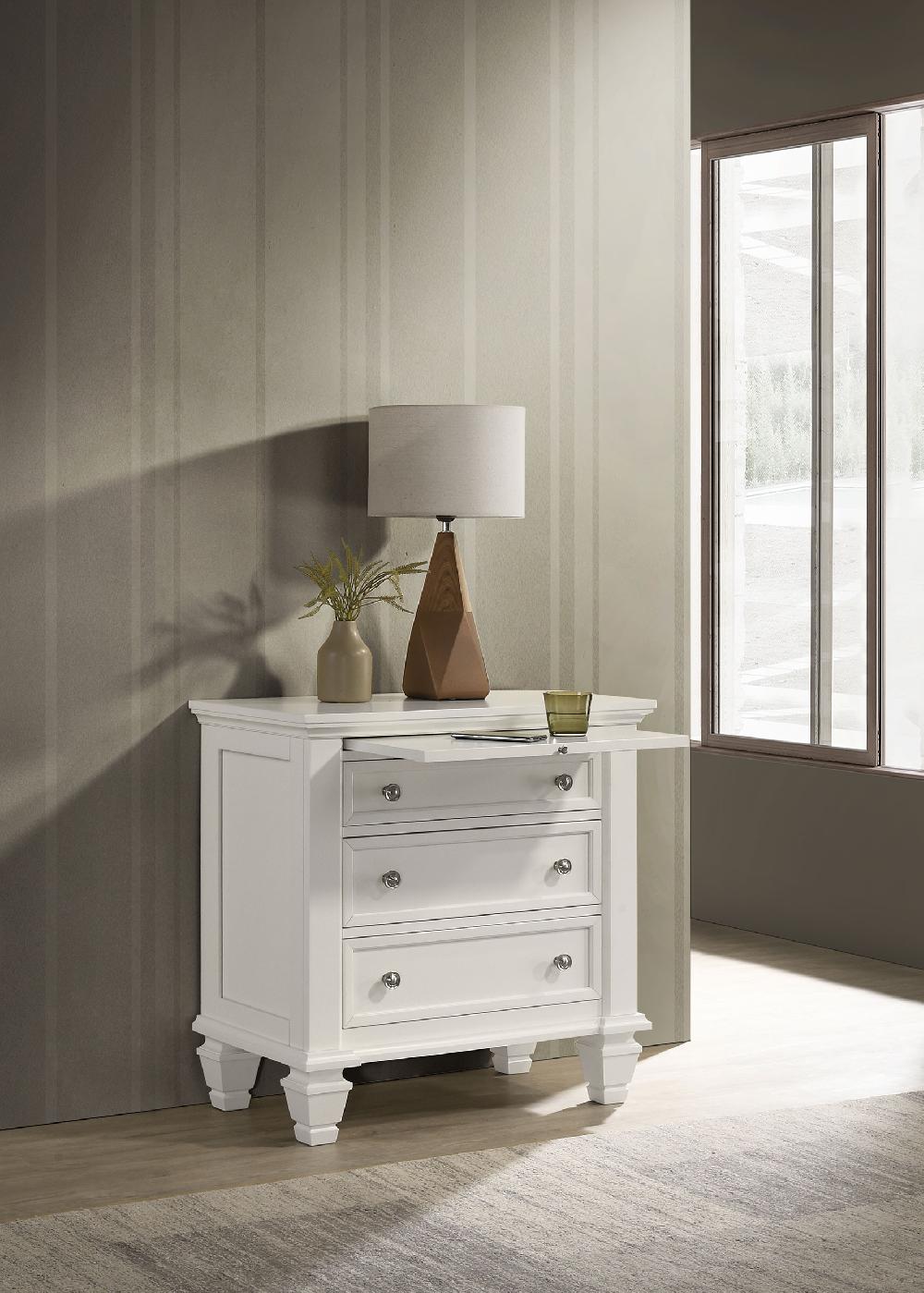 Coaster Sandy Beach 3-drawer Nightstand Cream White