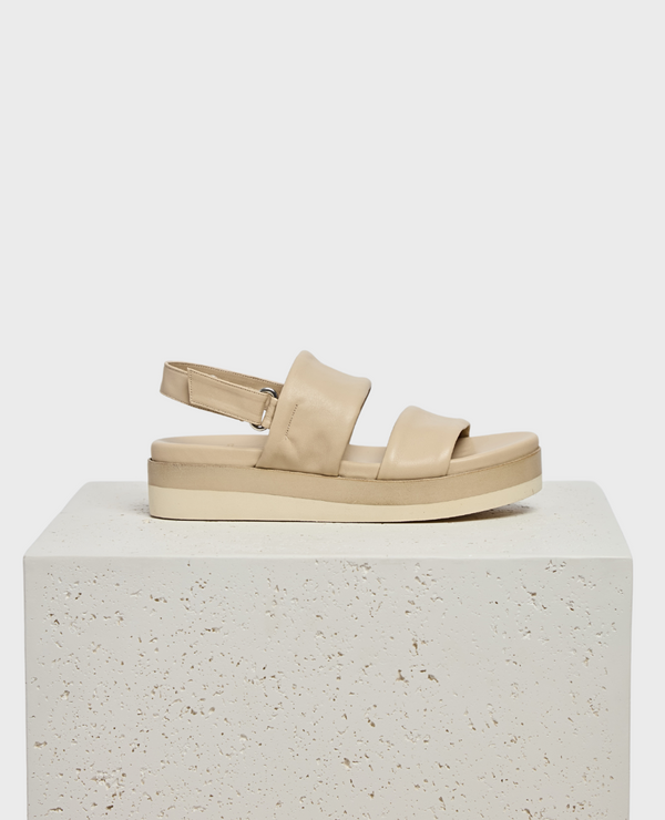 coclico Dude WedgeLatte Macchiato Leather