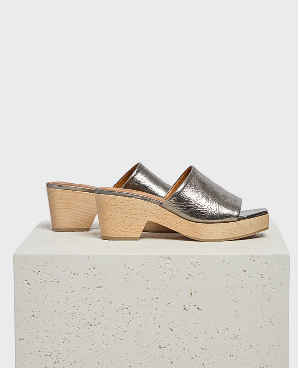 coclico Mist ClogAcero Metallic Leather