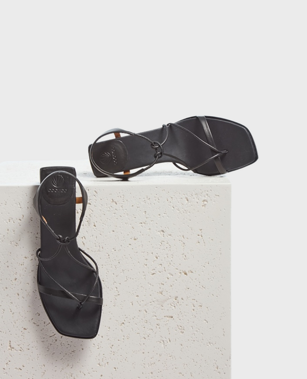 Coclico Notice HeelBlack Leather