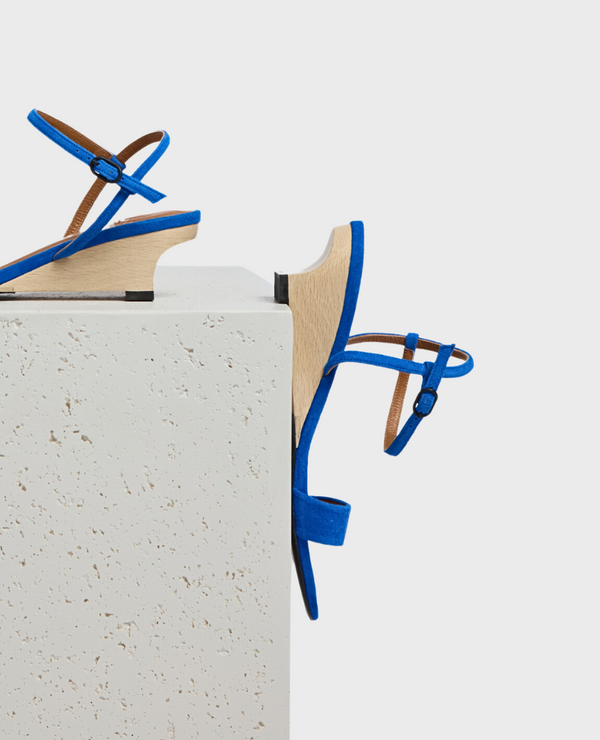 coclico Venti Demi-Wedge SandalAzul Fluo Suede