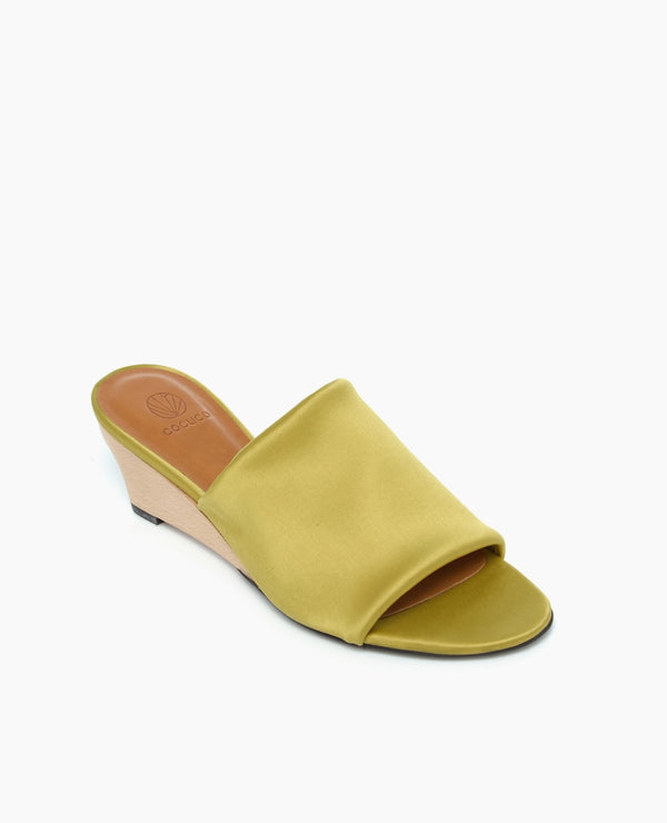 Coclico Via Demi-Wedge SandalOlive Strech Satin