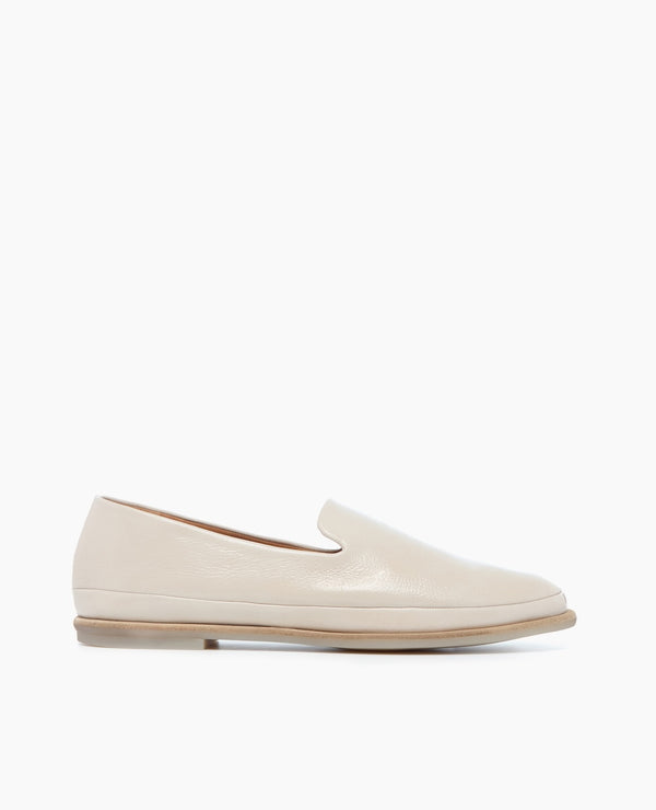Coclico York LoaferLatte Crinkled Patent
