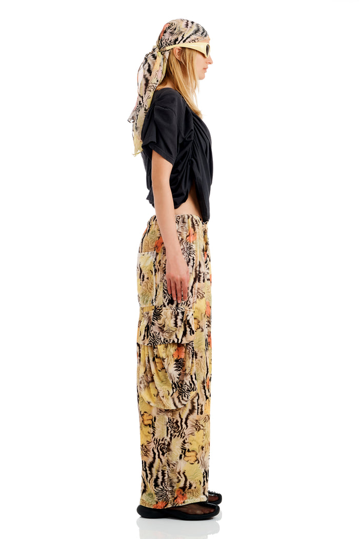 Collina Strada CHARCOAL AMARYLLIS TEE