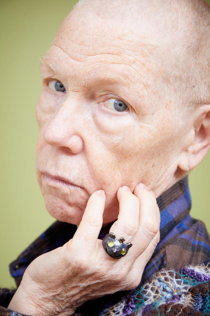 Collina Strada GLITTER BLACK PRINCESS BEAR RING