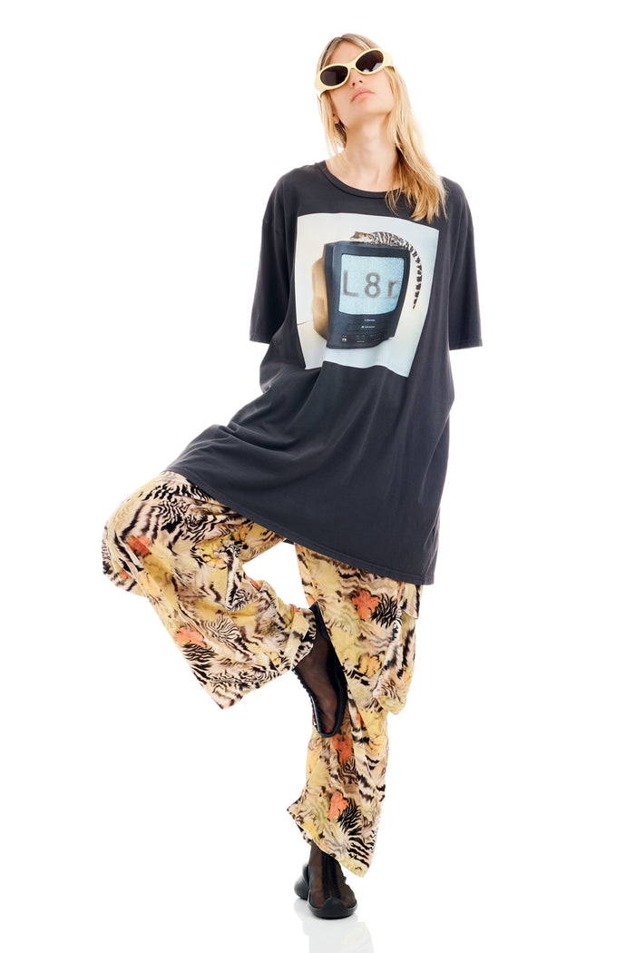 Collina Strada L8R GRAPHIC TEE