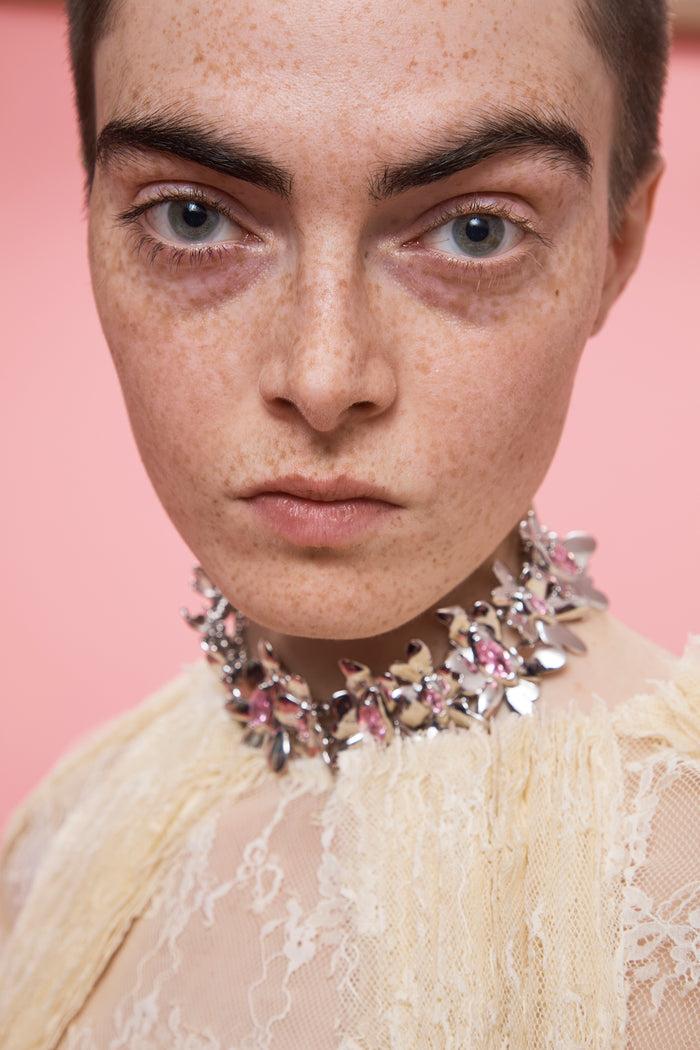 Collina Strada PINK MEGA DAISY NECKLACE