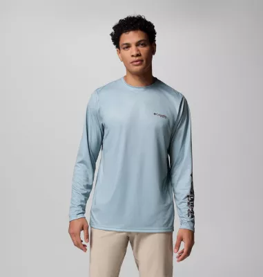 columbia Men's Terminal Tackle PFG™ Border Hex Long Sleeve Shirt Crushed Blue Ikat Palms Fill columbia Men's Terminal Tackle PFG™ Border Hex Long Sleeve Shirt Crushed Blue Ikat Palms Fill