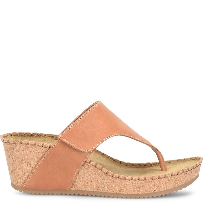 Comfortiva Edwyn Wedges Luggage (Tan)