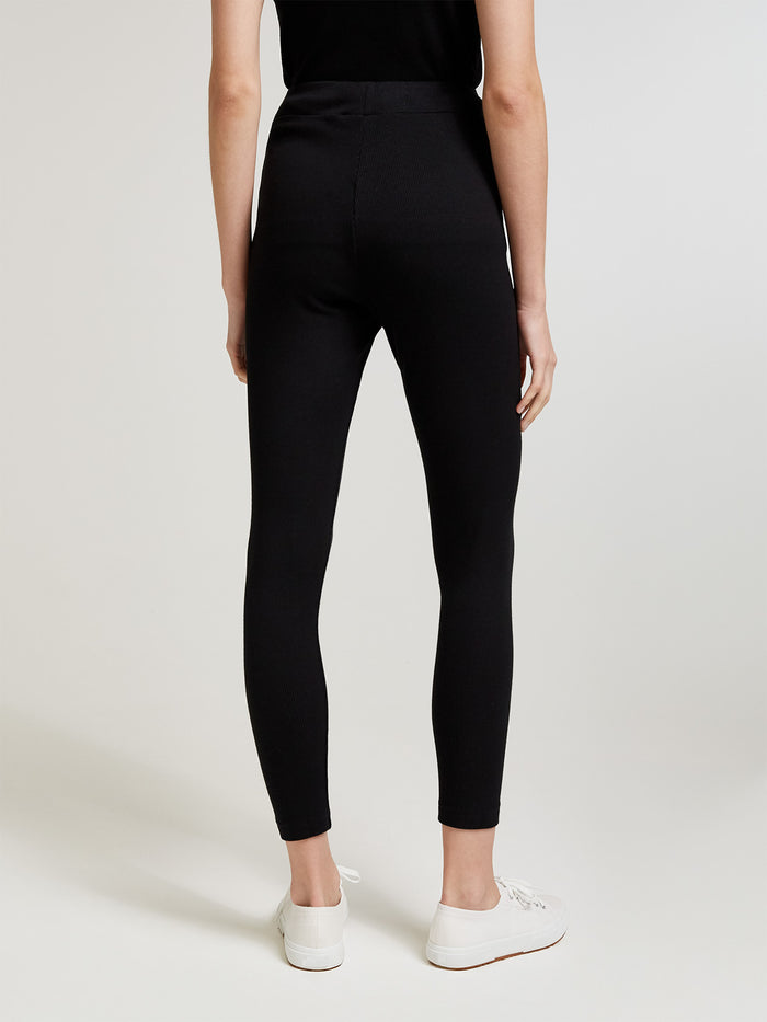 Connolly Black Travel Leggings