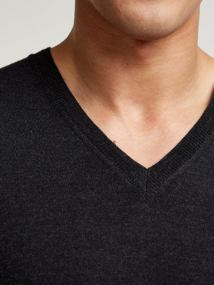 Connolly Charcoal Rally V Neck