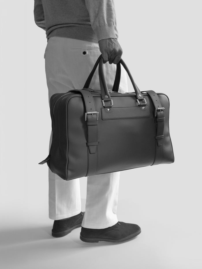 Connolly Red Sports Grip Bag